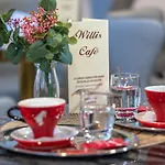 Willis Business & Wellness Hotel