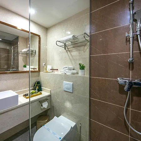 Отель Willis Business & Wellness