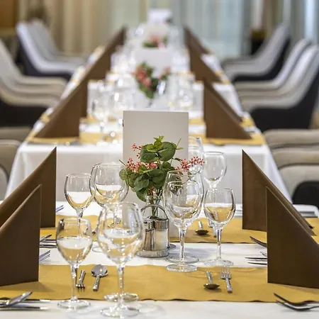 Willis Business & Wellness Hotel