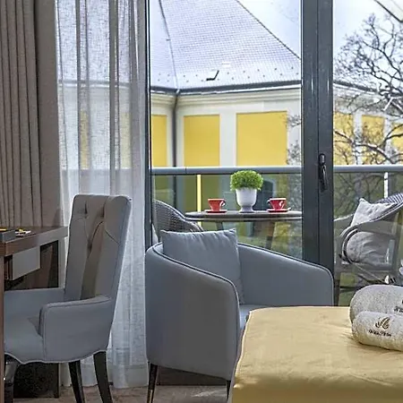 Szálloda Willis Business & Wellness