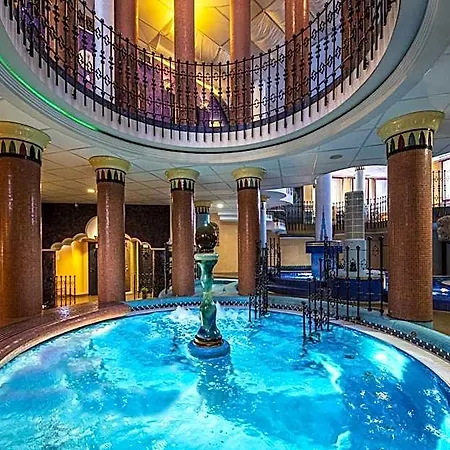 Willis Business & Wellness Szálloda 4*