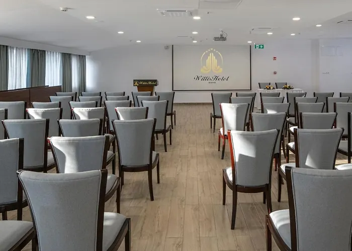 Willis Business & Wellness Отель Залаэгерсег